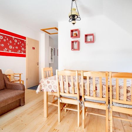 Rozmaring Vendeghaz Otel Zengővárkony Dış mekan fotoğraf