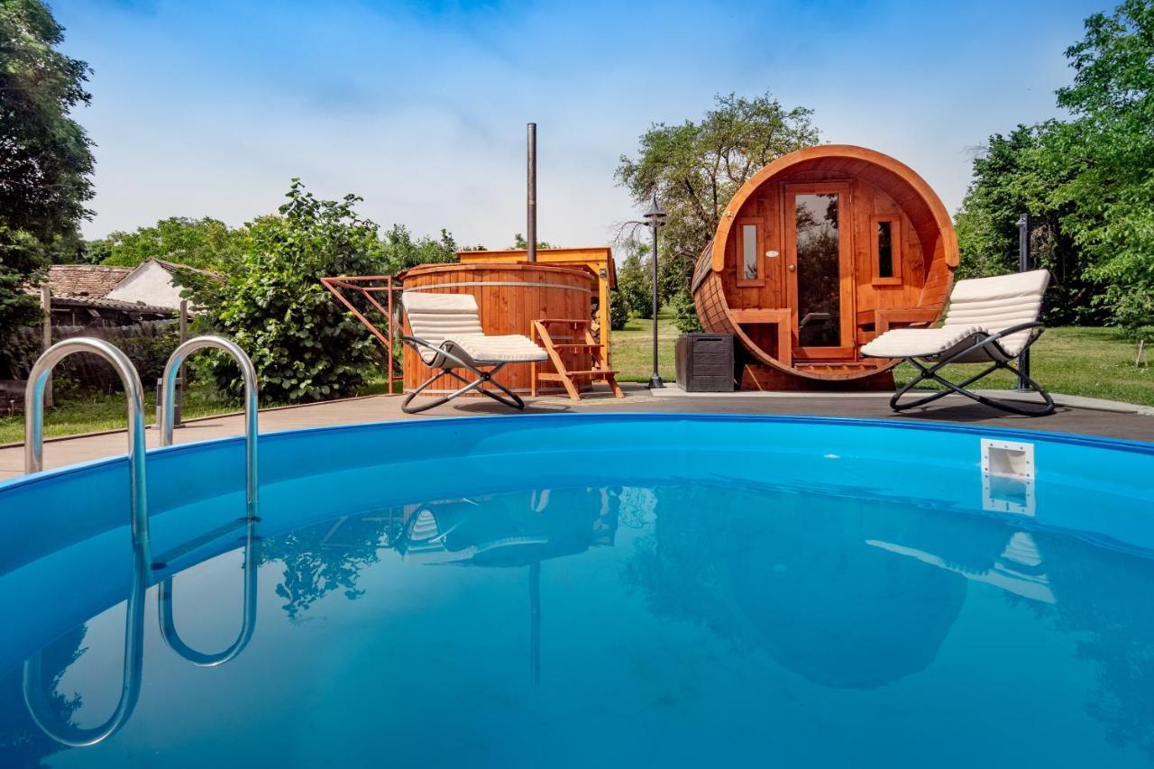 Rozmaring Vendeghaz Otel Zengővárkony Dış mekan fotoğraf