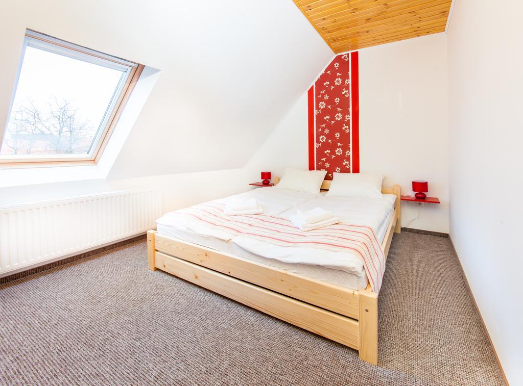 Rozmaring Vendeghaz Otel Zengővárkony Oda fotoğraf